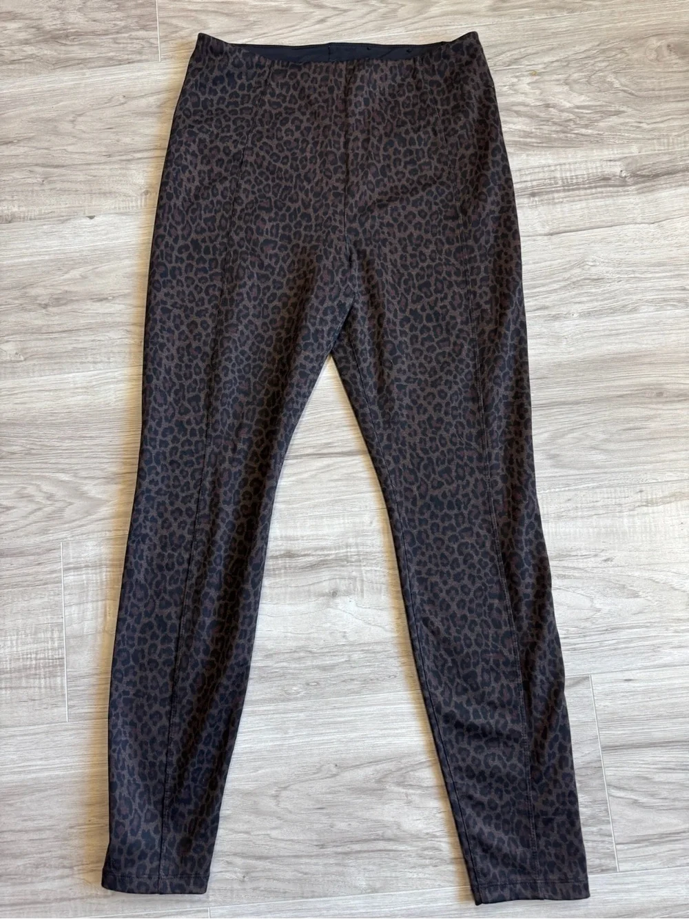 Liverpool Pull-On Reese Ankle Leggings Pants Leopard Animal Print Stretch Size 8